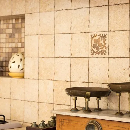 La Maison Гротталье